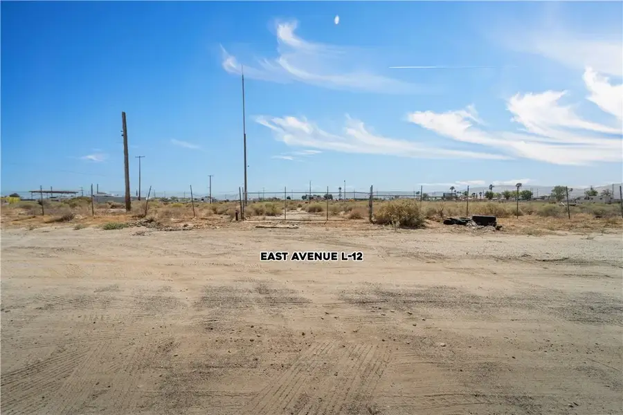 42142 Valley Line, Lancaster, CA 93535 - #3