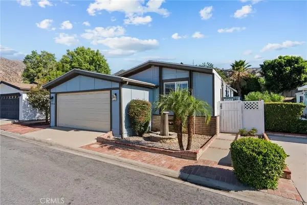 15455 Glenoaks #299, Sylmar, CA 91342