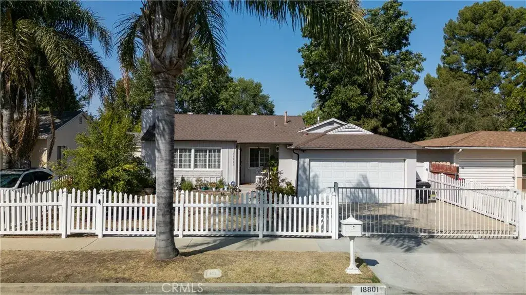 18801 Wyandotte, Reseda, CA 91335 - Image #1