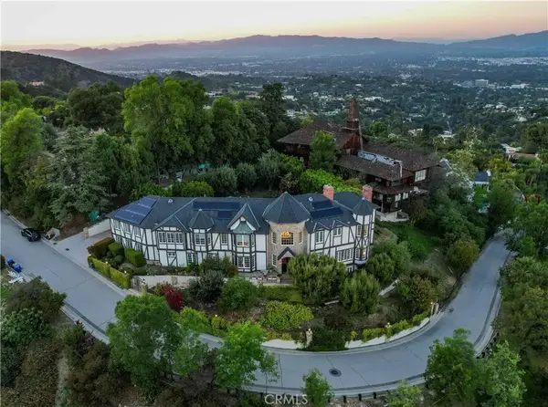 3155 Stone Oak Drive, Los Angeles, CA 90049