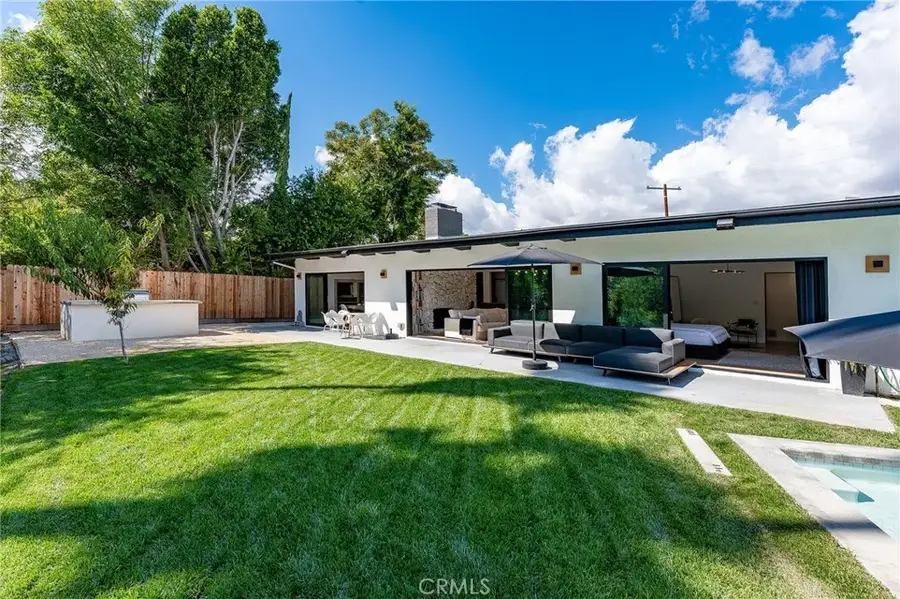 5700 El Canon Avenue, Woodland Hills, CA 91367 - #3