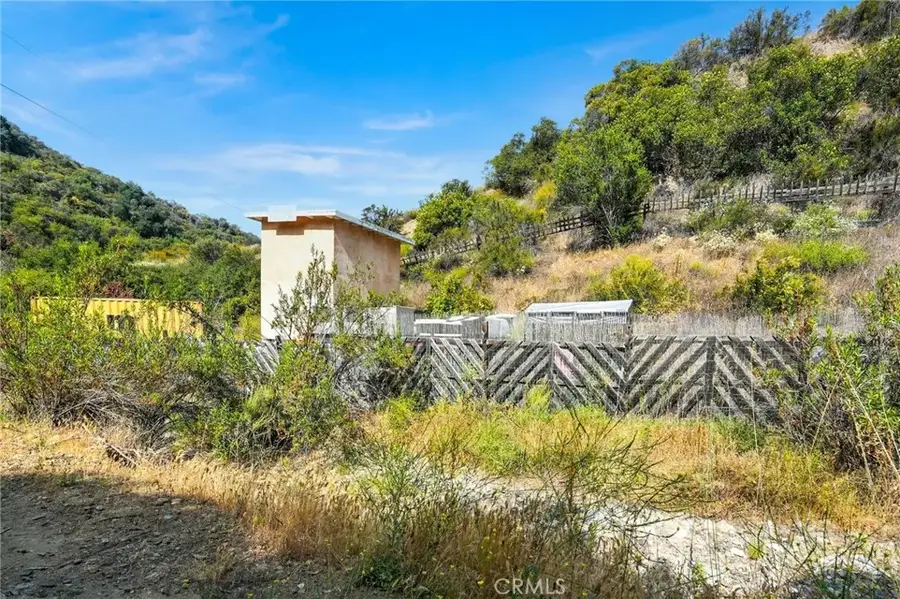 20219 Paradise, Topanga, CA 90290 - #3