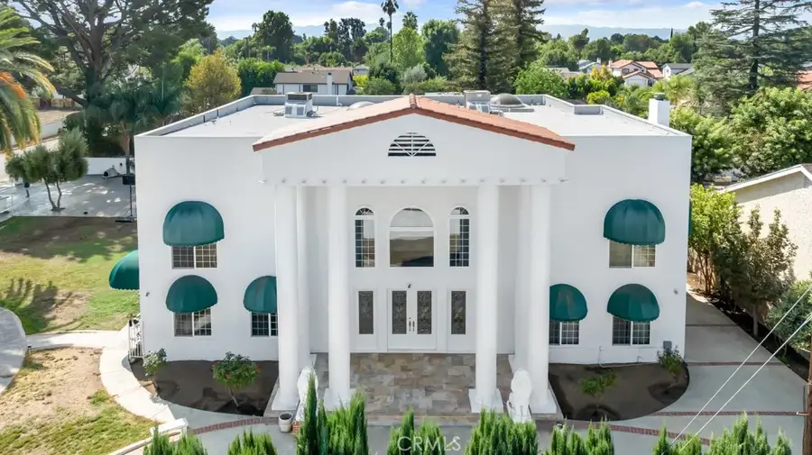 17912 Parthenia, Northridge, CA 91325 - Image #2