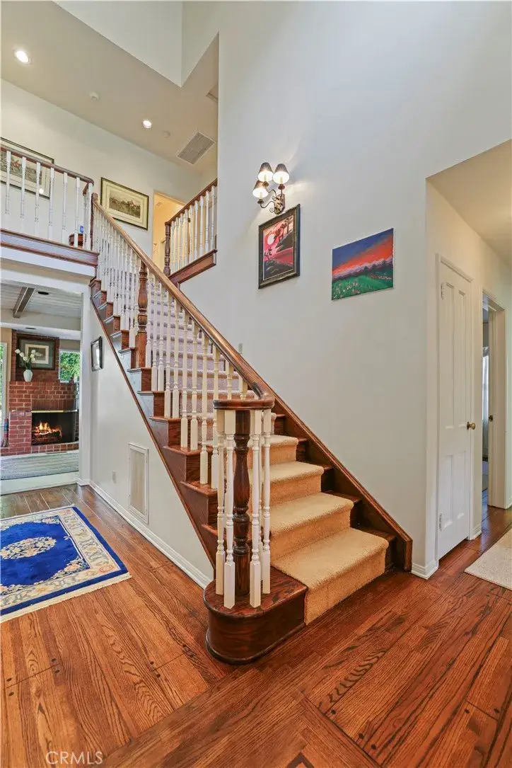 14015 Roblar Rd, Sherman Oaks, CA 91423 - Image #2