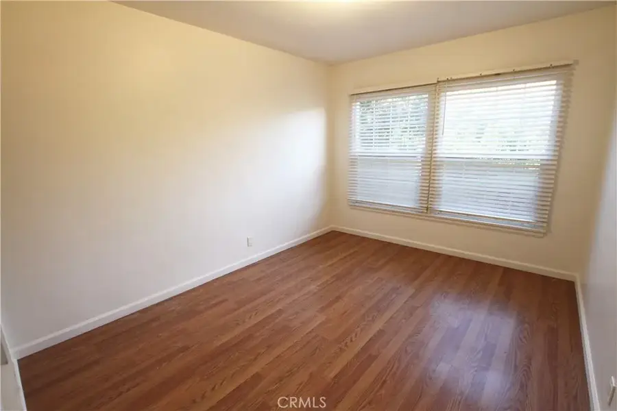 5527 Clybourn Avenue, North Hollywood, CA 91601 - Image #3