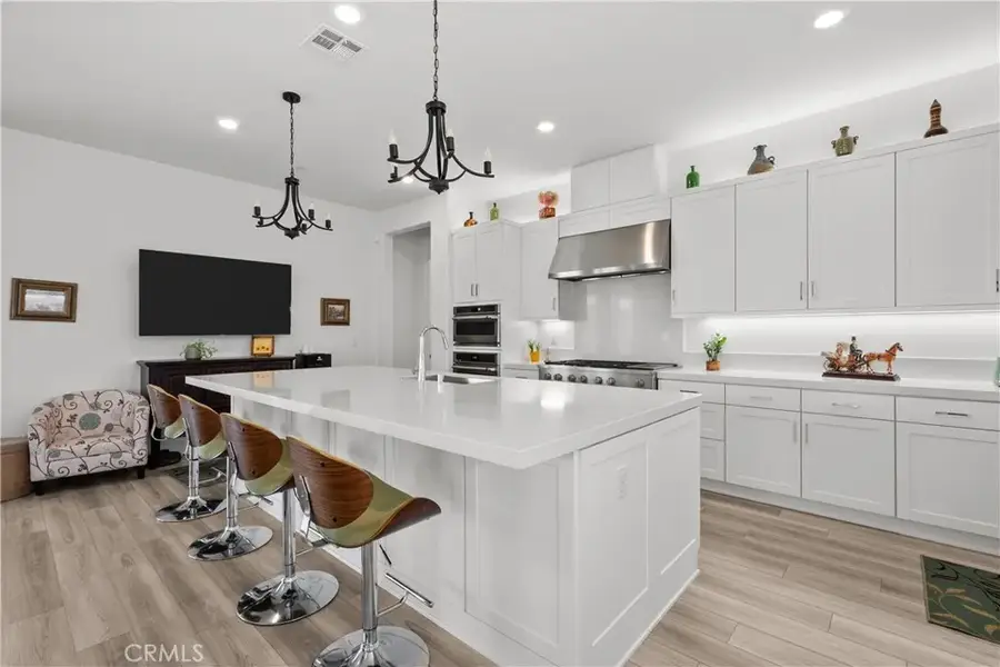 24513 Via Sendero, Valencia, CA 91354 - Image #2