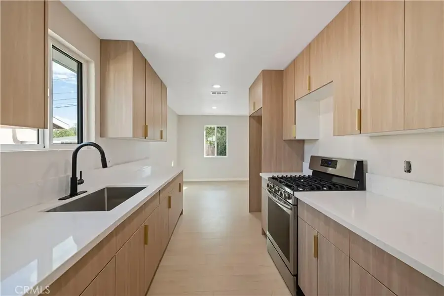 438 E Avenue R5, Palmdale, CA 93550 - Image #3