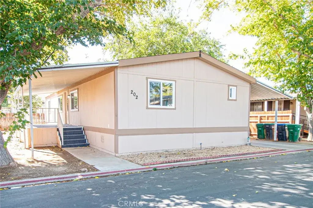 3524 E Avenue R #202, Palmdale, CA 93550 - Image #1