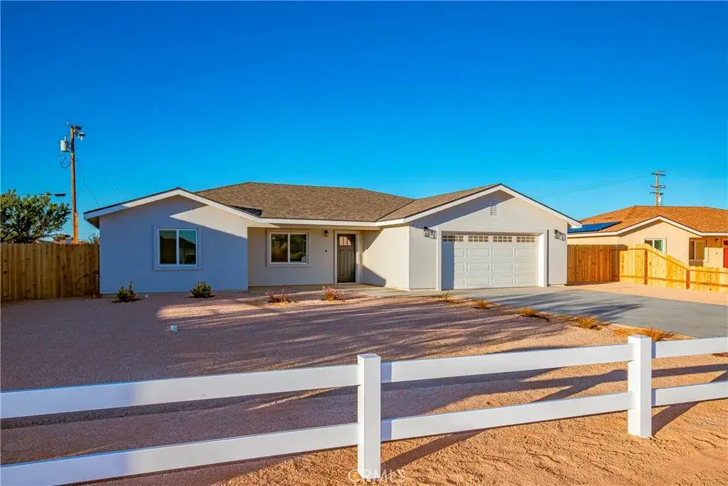 8937 Oleander Avenue, California City, CA 93505 - Image #1