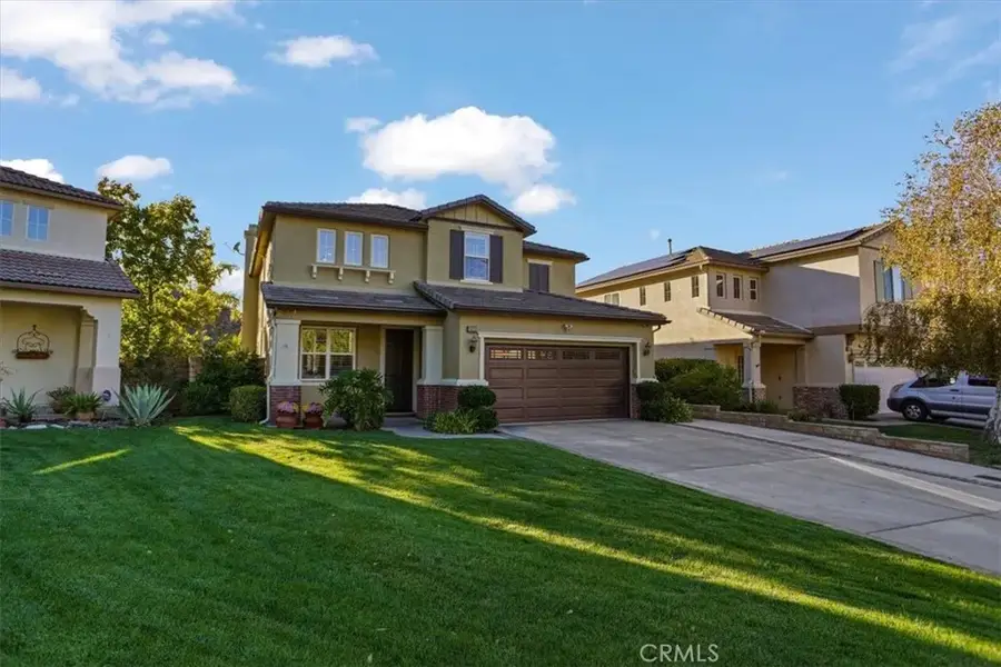 28211 Lorita Lane, Saugus, CA 91350 - Image #2