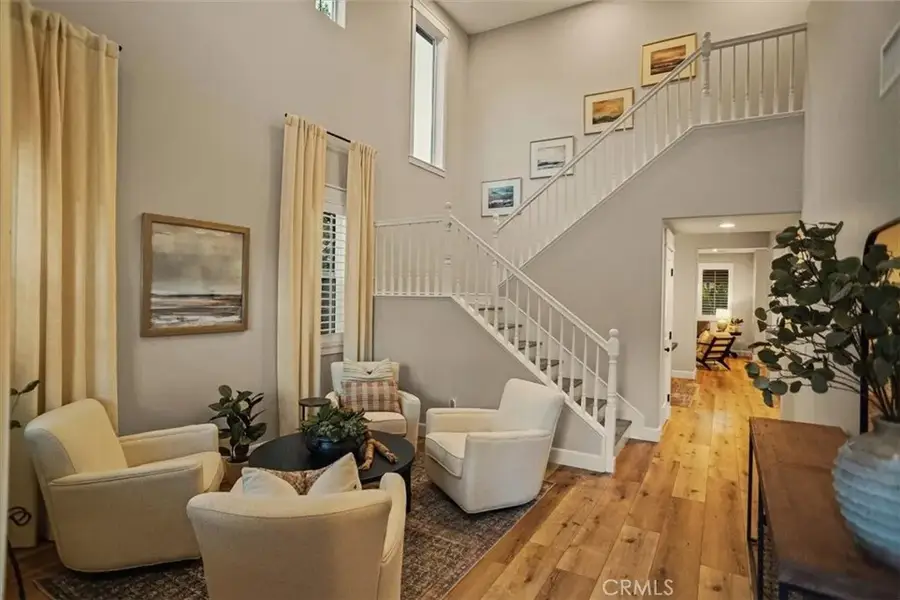 28211 Lorita Lane, Saugus, CA 91350 - Image #3