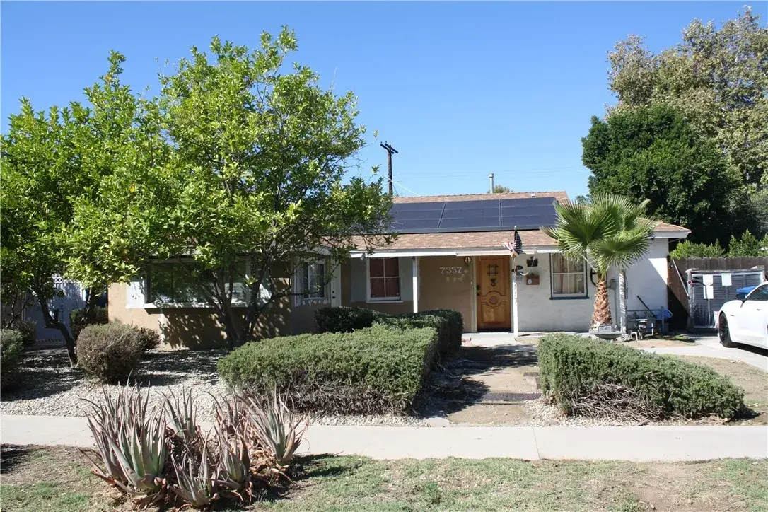 7337 Caldus, Lake Balboa, CA 91406 - Image #1