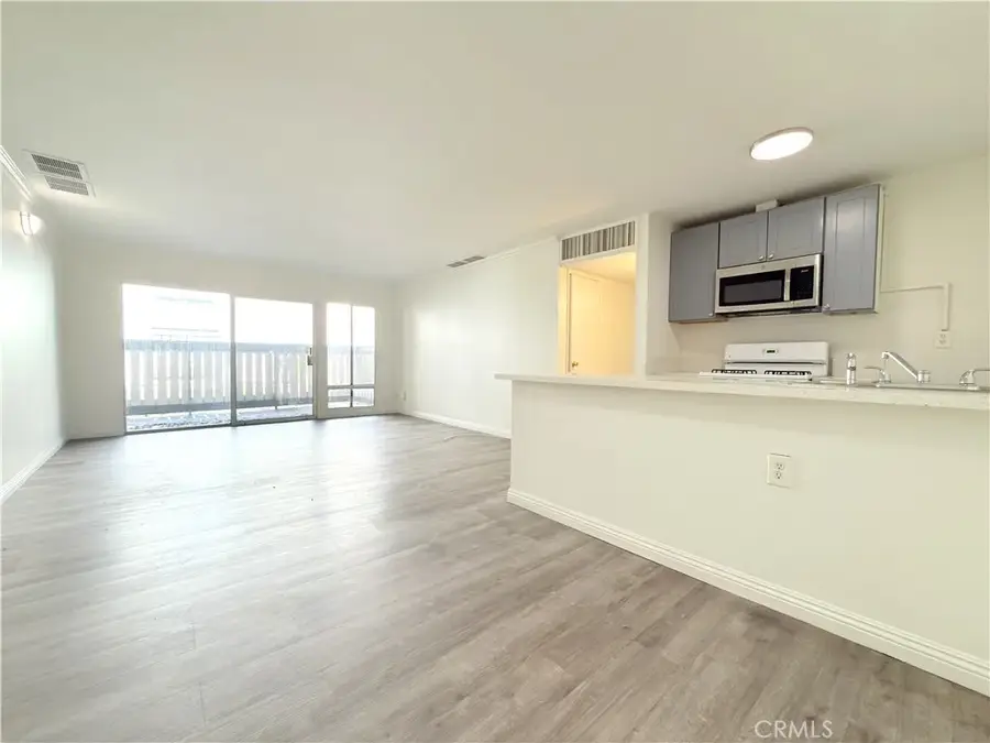 8601 International Ave #177, Canoga Park, CA 91304 - Image #3