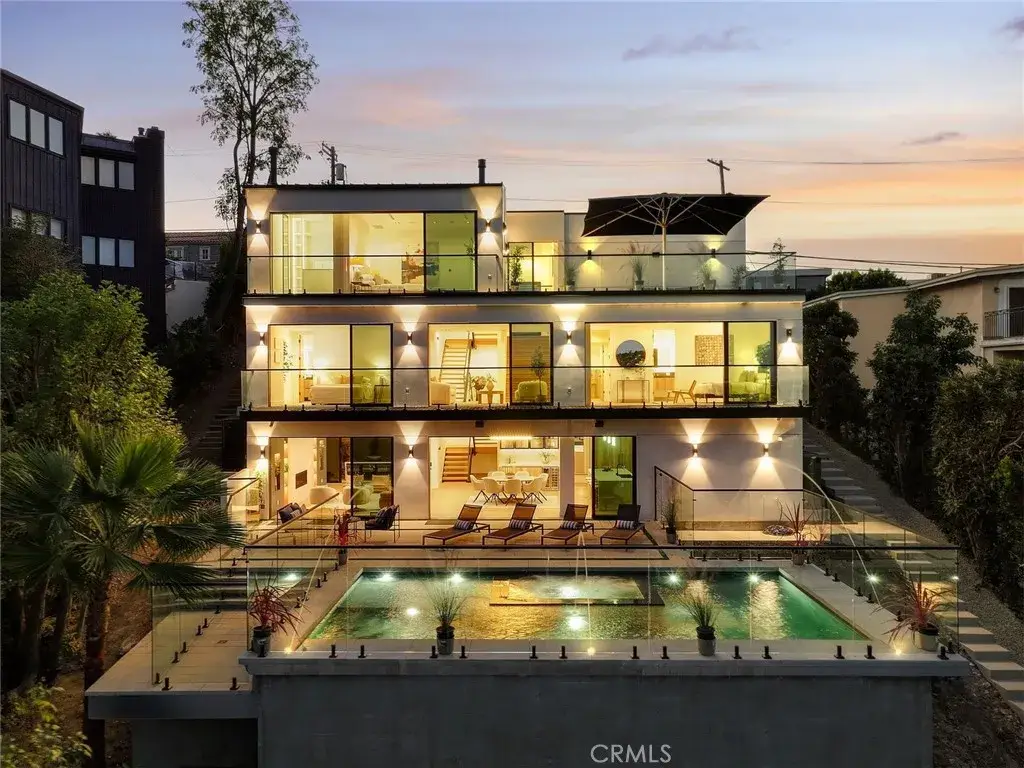 16800 Oak View, Encino, CA 91436 - Image #1