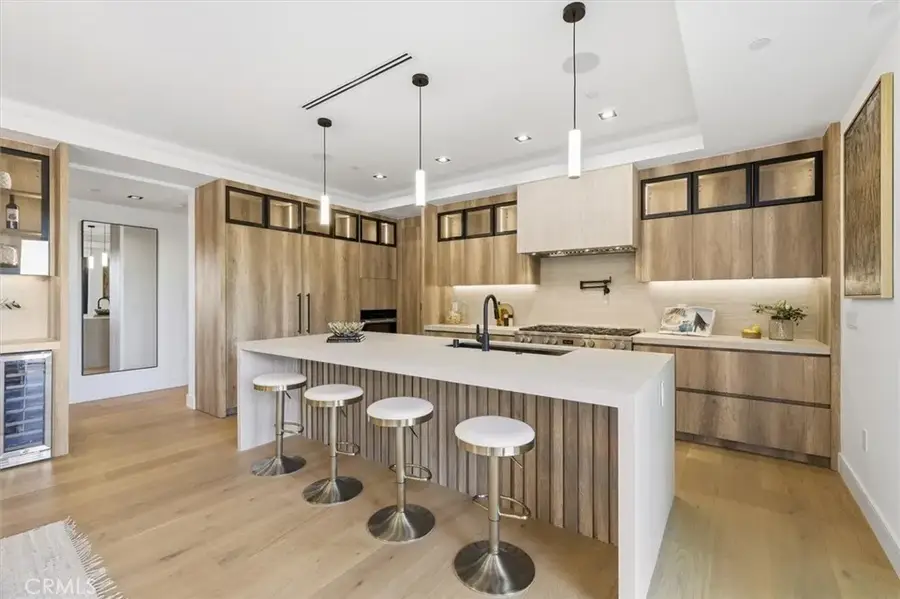 16800 Oak View, Encino, CA 91436 - Image #3