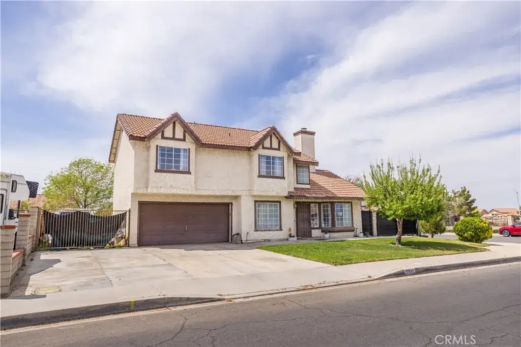 37543 Monarch Street, Palmdale, CA 93552 - Image #1