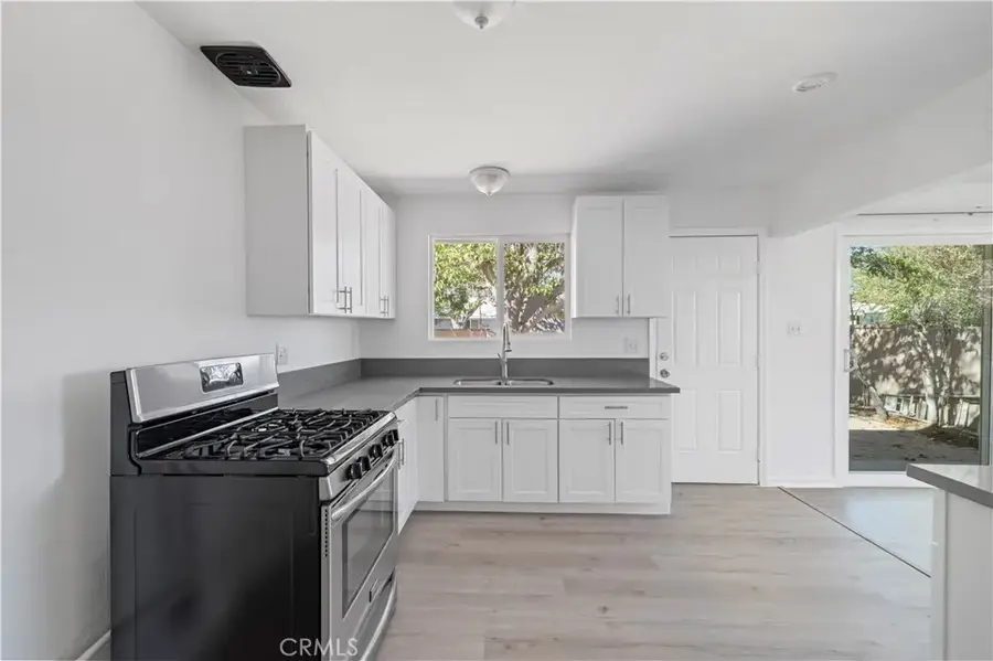 45517 Kingtree Avenue, Lancaster, CA 93534 - #2