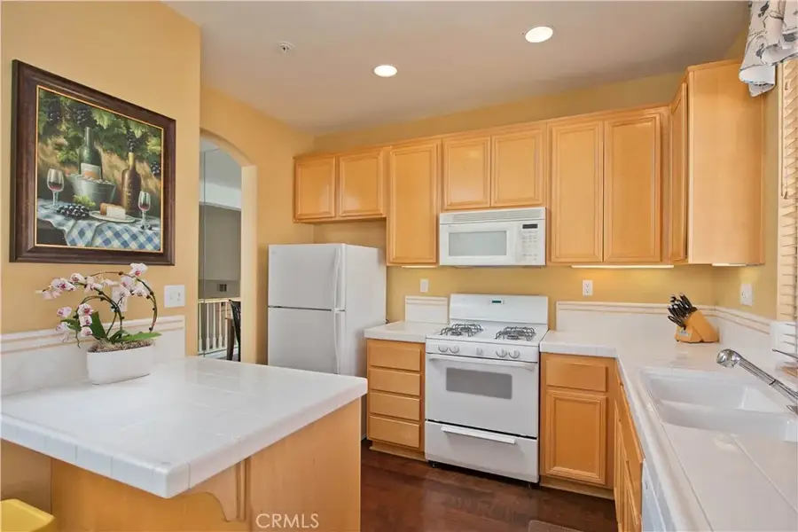 28254 Canterbury Court, Valencia, CA 91354 - Image #3