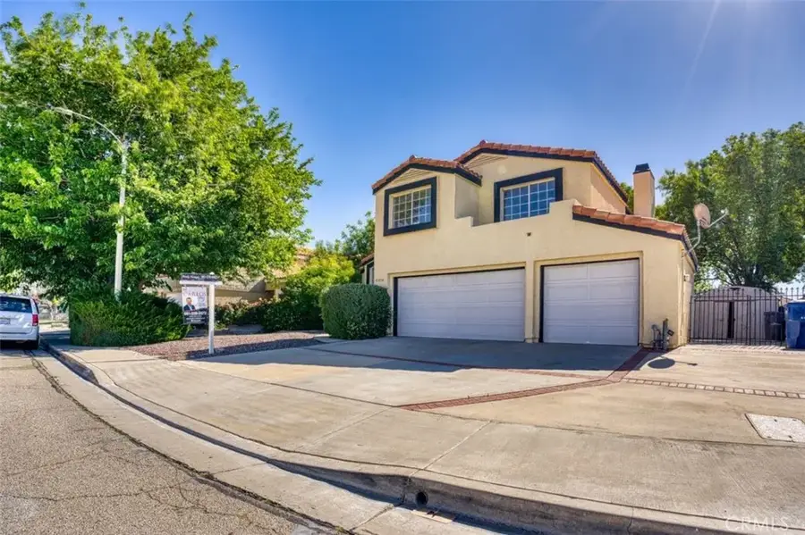 43954 Blue Sky Court, Lancaster, CA 93536 - Image #3