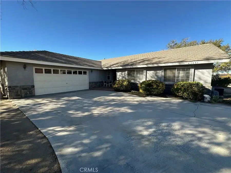 43831 Victor, Lancaster, CA 93535 - Image #2