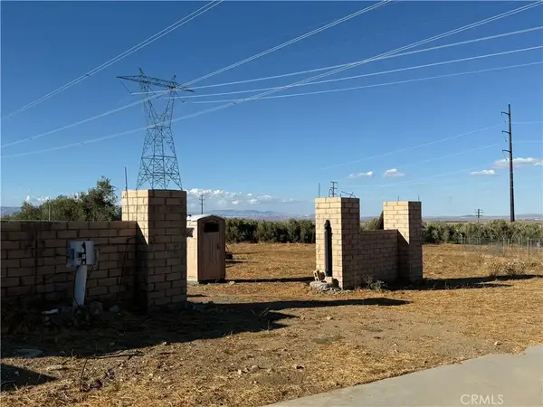 8539 W Avenue L, Lancaster, CA 93536