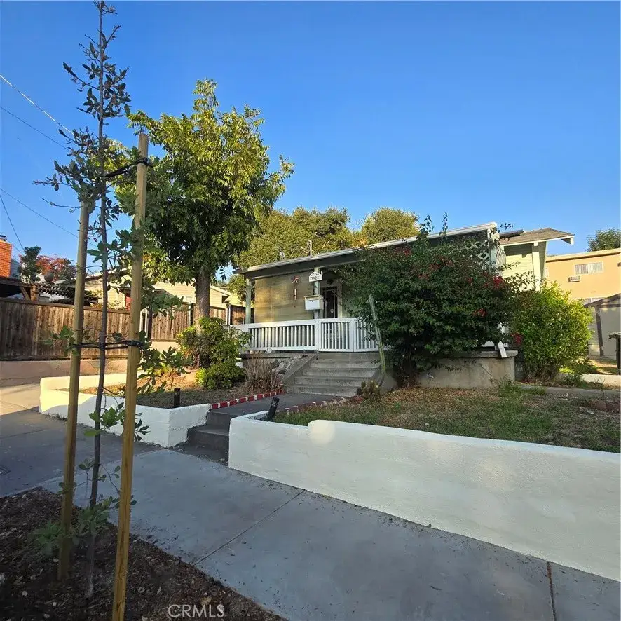 3928 La Crescenta Avenue, Montrose, CA 91020 - Image #1
