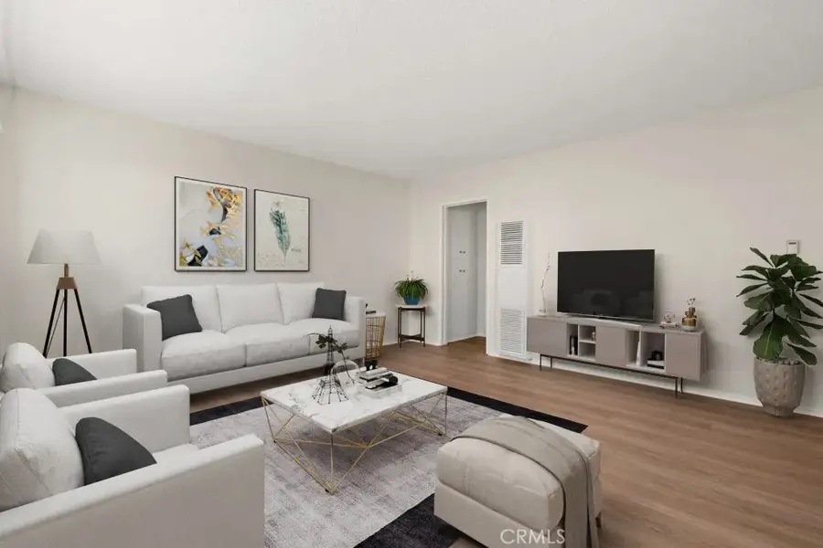 437 W Glenoaks Boulevard, Glendale, CA 91202 - Image #3