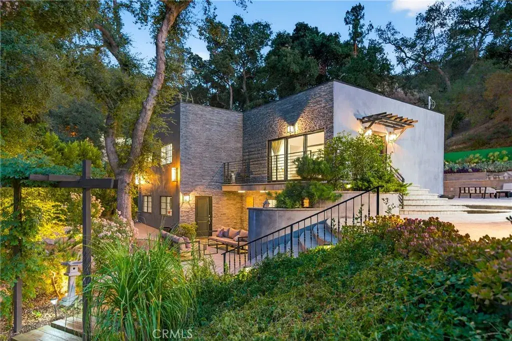 7572 Mcgroarty Terrace, Tujunga, CA 91042 - Image #1