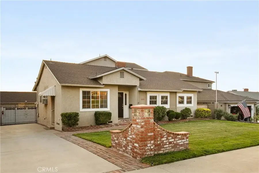 1819 Richard Street, Burbank, CA 91504 - Image #2
