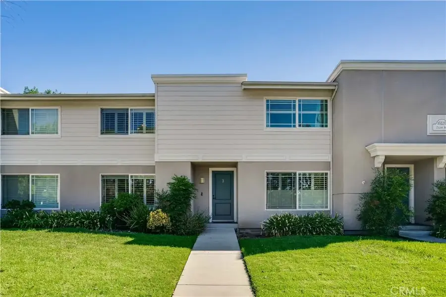 10220 Zelzah Avenue #3, Northridge, CA 91325 - Image #3