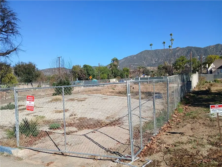 321 W Terrace, Altadena, CA 91001 - Image #2