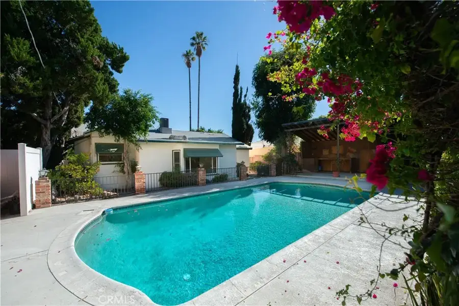 9655 Gothic, North Hills, CA 91343 - Image #2