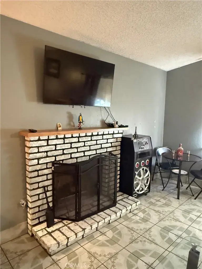 5055 E Avenue R12, Palmdale, CA 93552 - Image #3