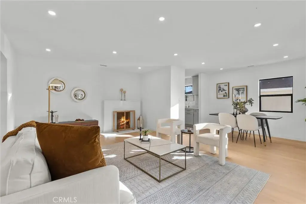 1724 S Fairfax, Los Angeles, CA 90019 - Image #1