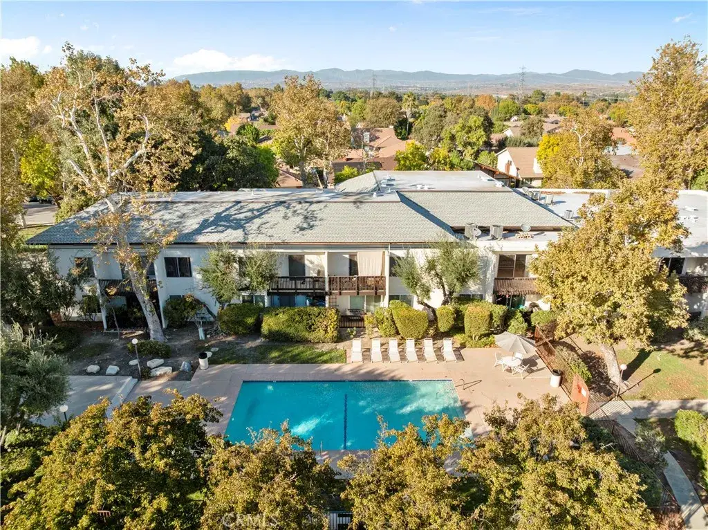 23515 Lyons #225, Valencia, CA 91355 - Image #1