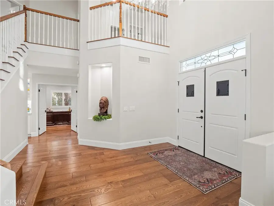 15345 Michael Crest, Canyon Country, CA 91387 - Image #2