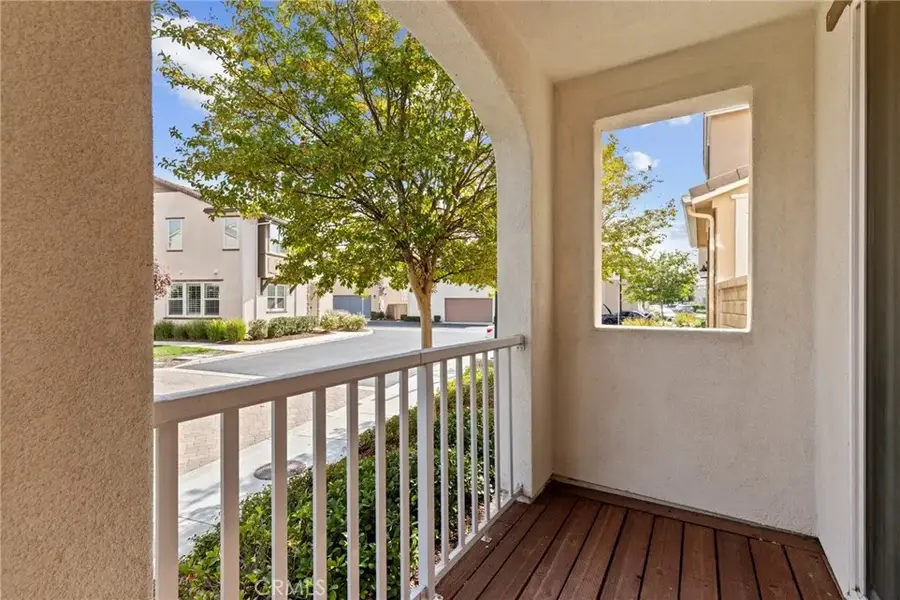 24359 Verdugo, Valencia, CA 91354 - Image #3