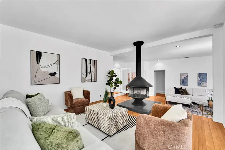 4227 Van Nuys Boulevard, Sherman Oaks, CA 91403 - Image #3