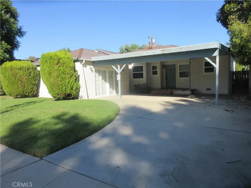 6446 Mclennan, Lake Balboa, CA 91406 - Image #1