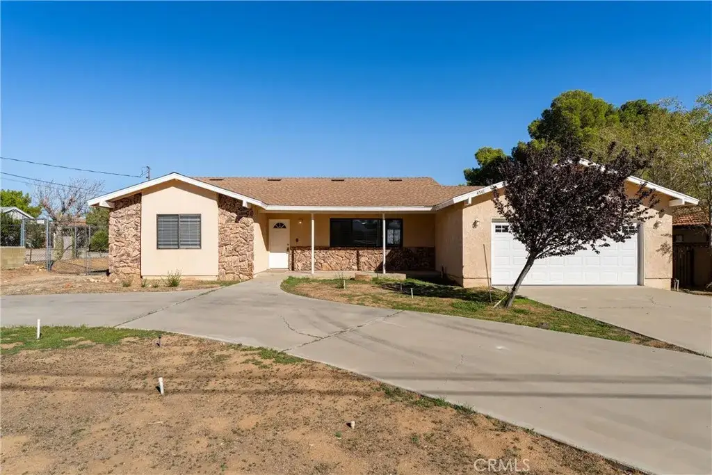 4541 W Avenue L2, Lancaster, CA 93536 - Image #1