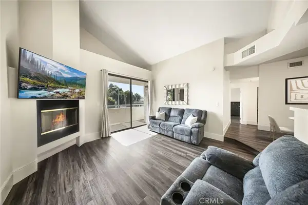 19009 Sherman Way #81, Reseda, CA 91335