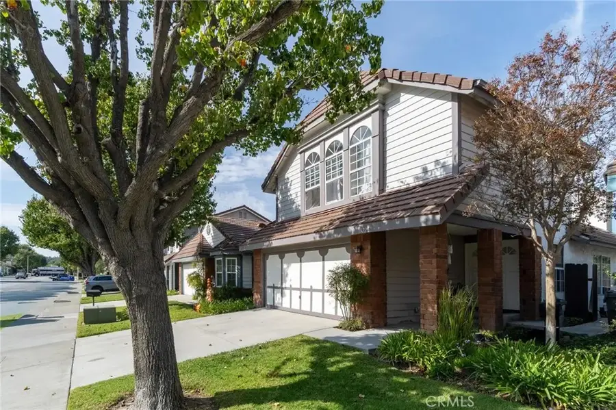 19725 Collins Road, Canyon Country, CA 91351 - Image #2