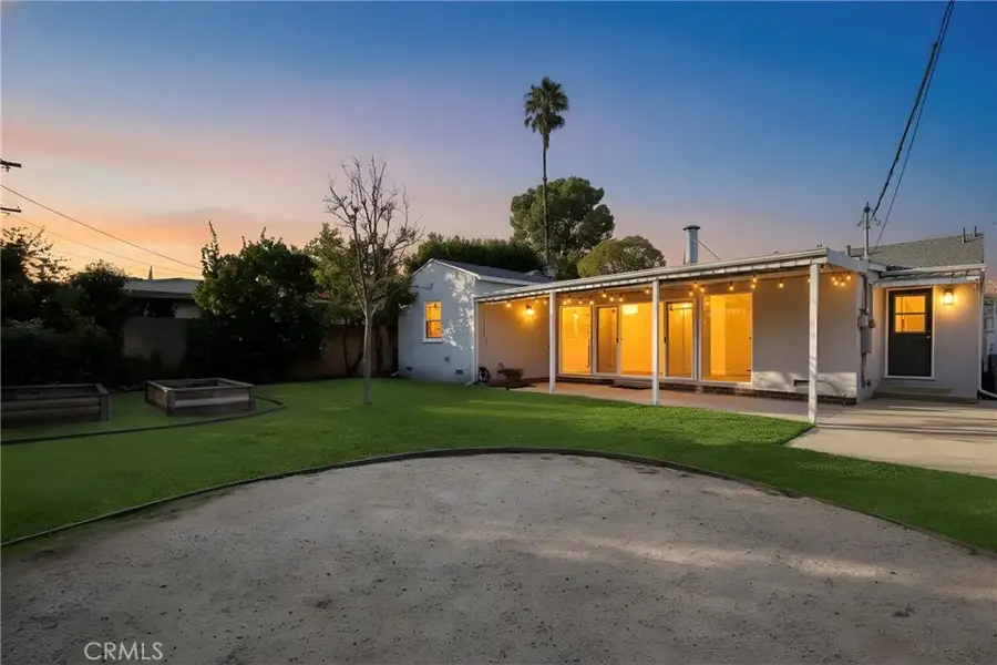 12420 Killion Street, Valley Village, CA 91607 - Image #2