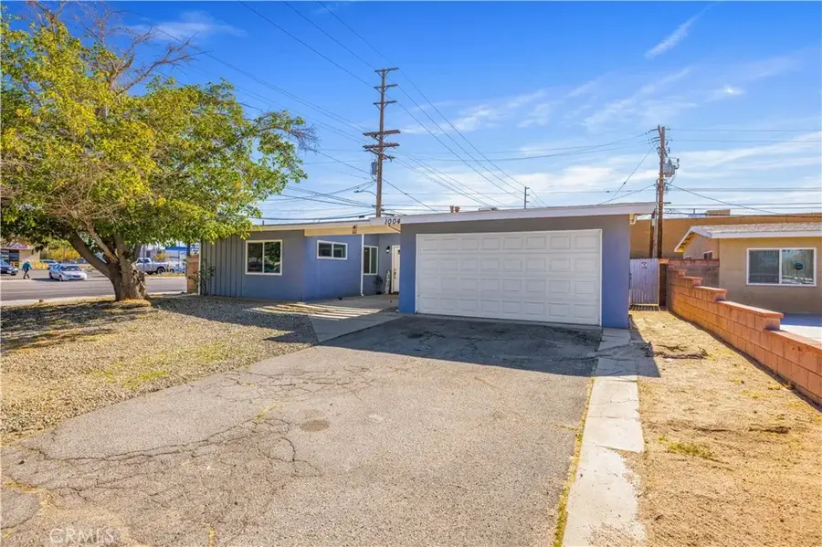 1004 W J14, Lancaster, CA 93554 - Image #3
