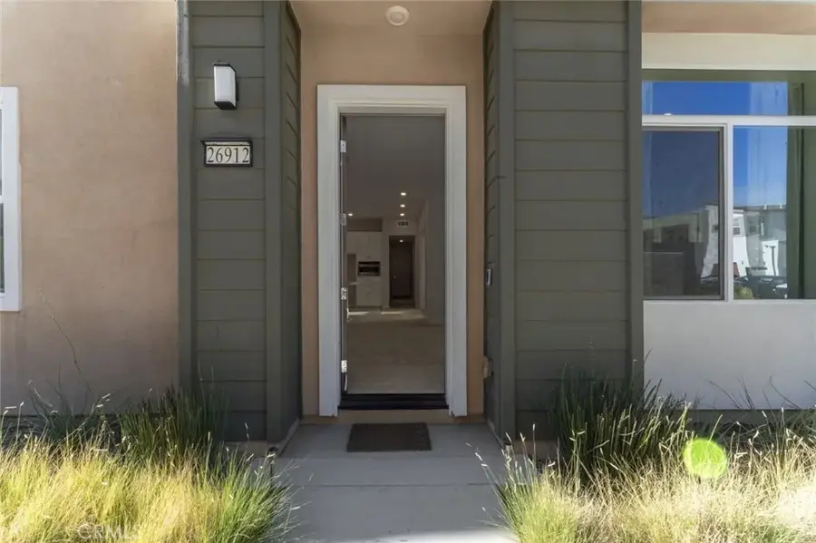 26912 Winding Trail Court, Valencia, CA 91381 - Image #2