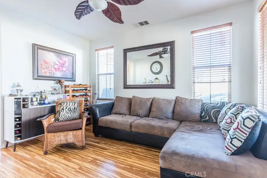 27117 Eden Court, Santa Clarita, CA 91350 - Image #3