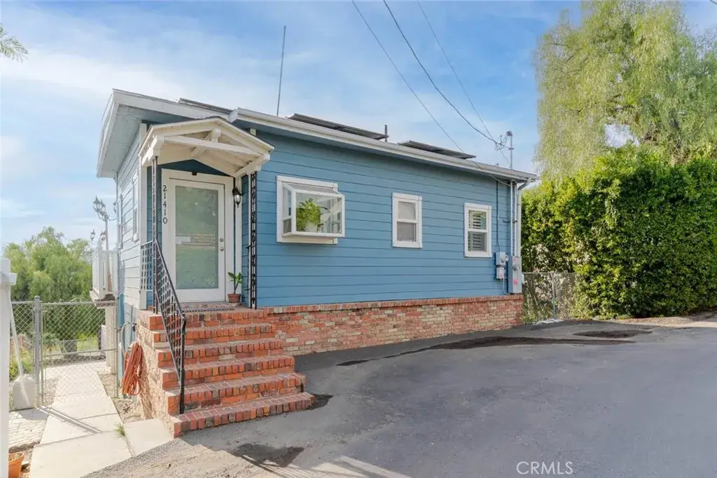 21410 Wahoo Trail, Chatsworth, CA 91311 - Image #1