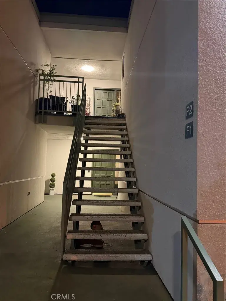 5301 Balboa Boulevard #F2, Encino, CA 91316 - Image #3