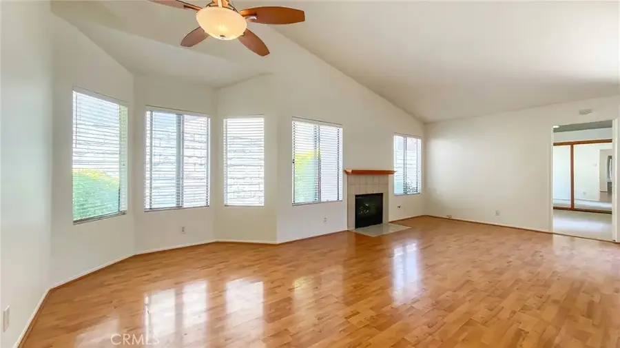 22839 Banyan #334, Saugus, CA 91390 - Image #3