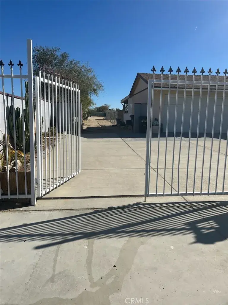 40648 Fieldspring, Lancaster, CA 93535 - Image #3